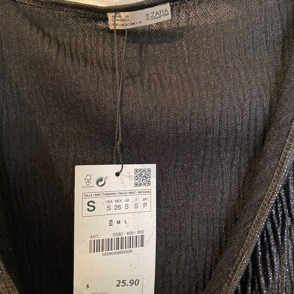 blouse - Picture 7 of 7